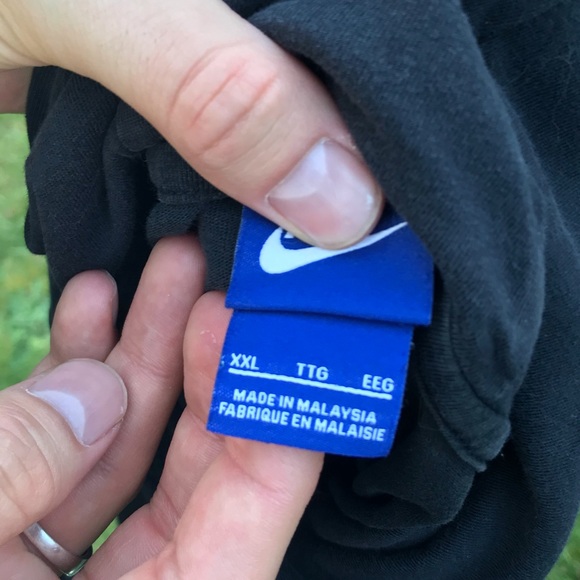 Nike black hoodie ! - Picture 4 of 5